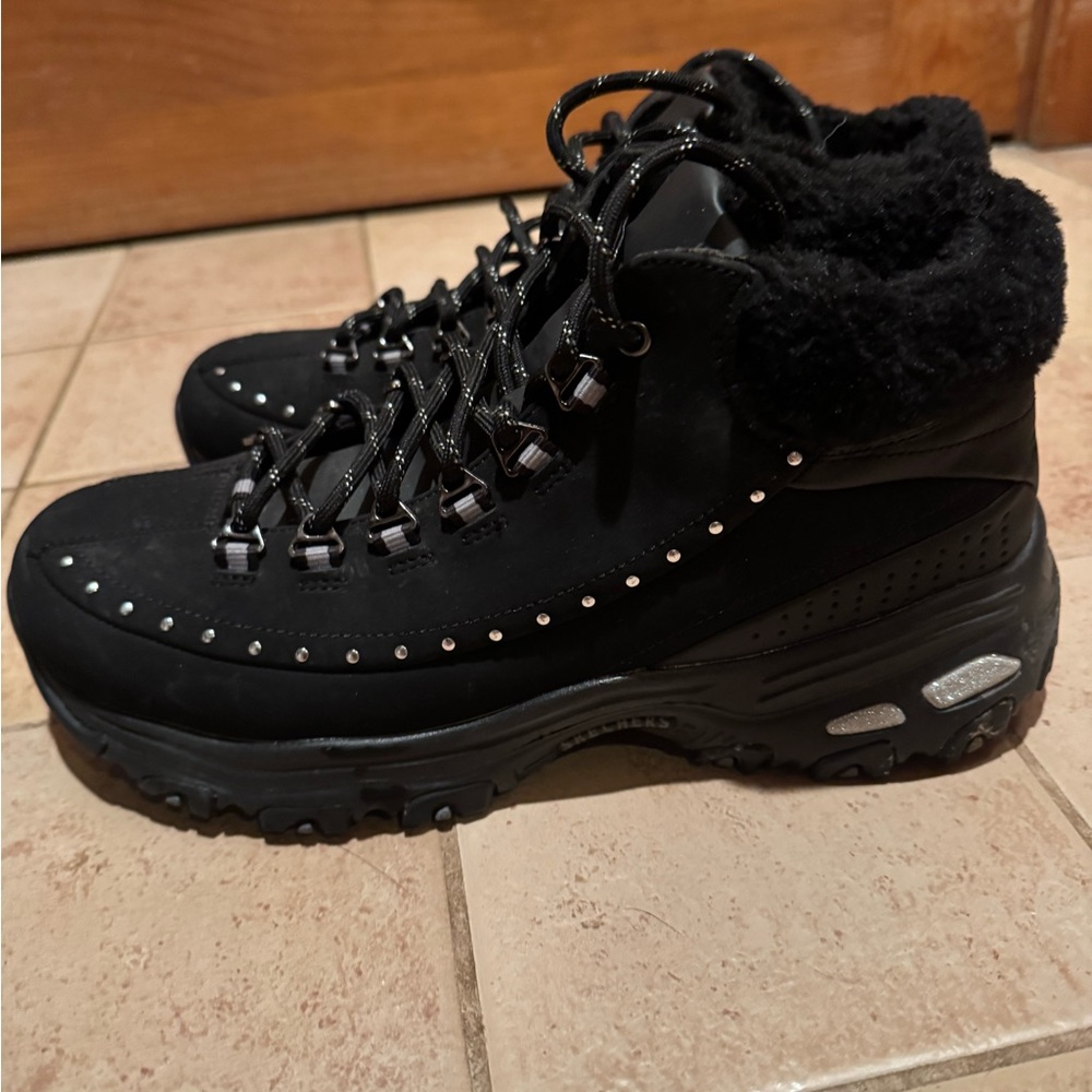Skechers D’lites Winter Boots with Bling